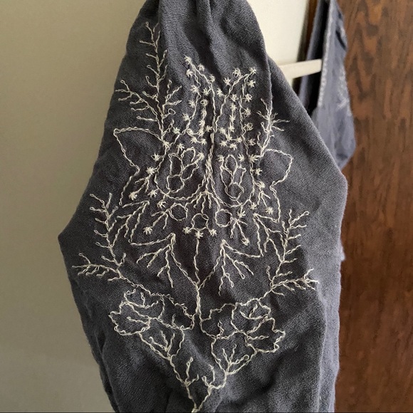 American Eagle Embroidered Crop Top - Picture 4 of 5